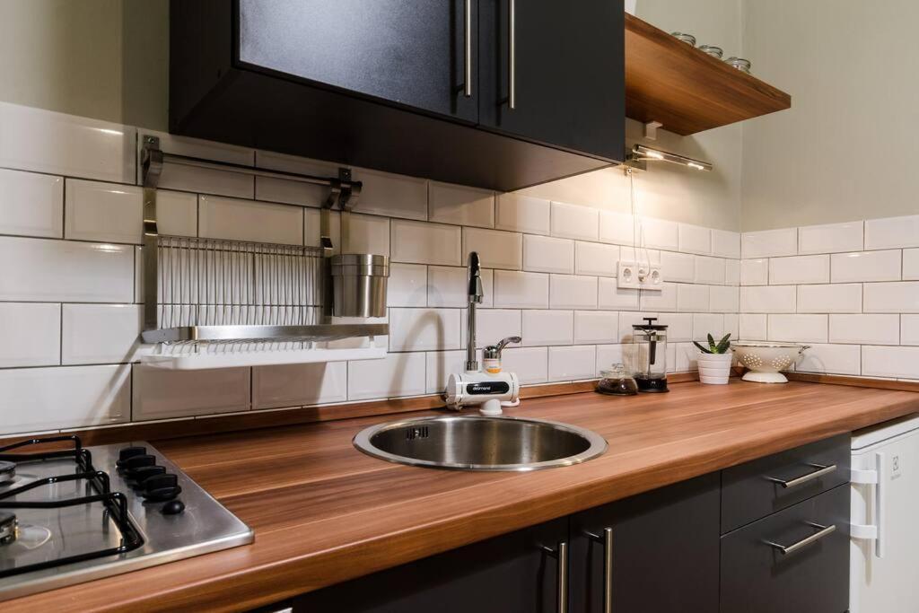 Cosy Apartment In Party District K30 Budapest Exterior foto
